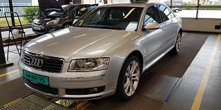 Audi A8 4.2 quattro